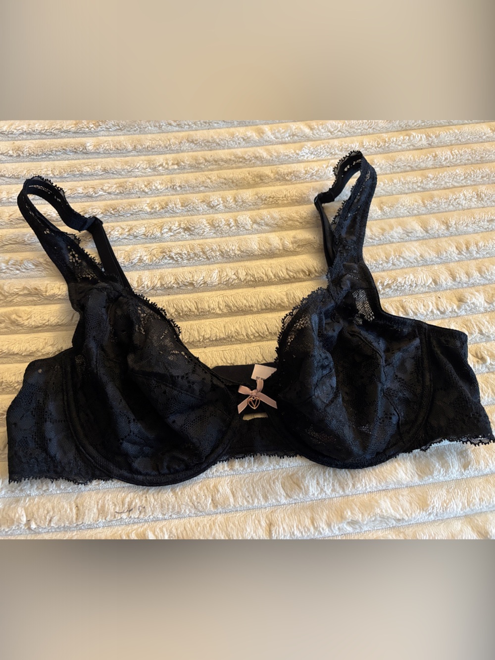 Victoria's Secret, Body By Victoria, Unlined, Demi Lace Bra